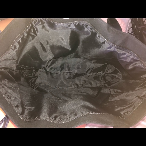 Victoria’s Secret tote bag. - Picture 3 of 3